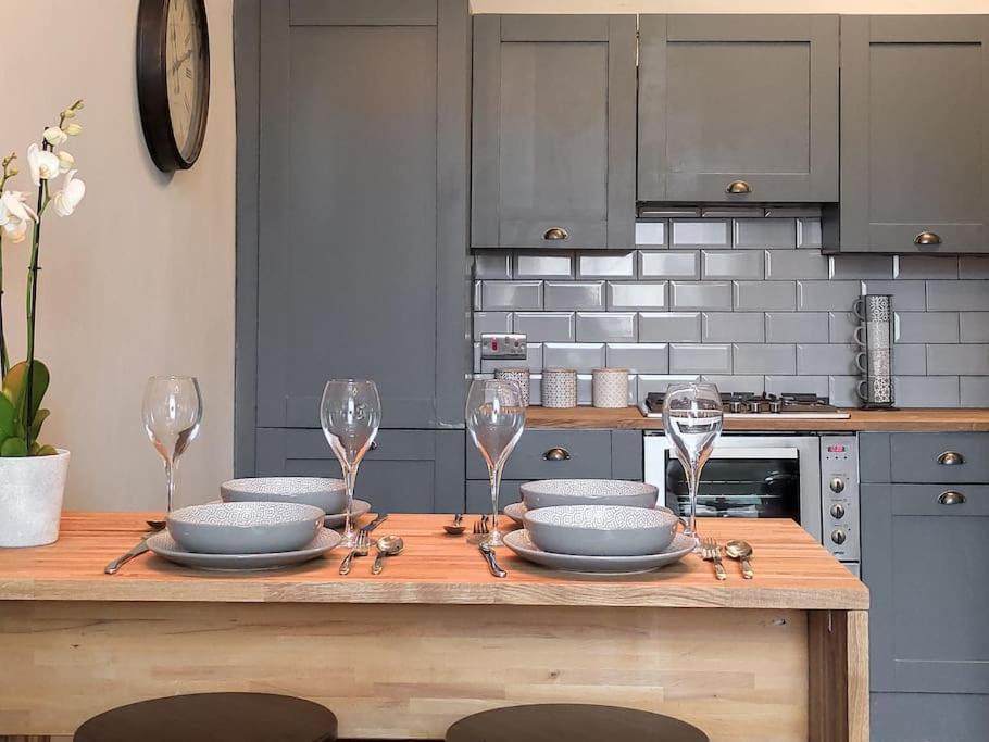 Beautiful Georgian New Town 2 Bed Apartment エディンバラ エクステリア 写真